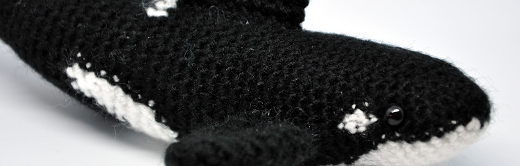Prendre le temps - Crochet - Amigurumi - Orque - Orca pattern by June Gilbank "Planet June"